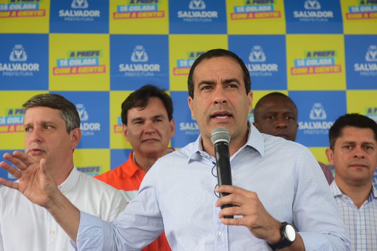 O prefeito Bruno Reis