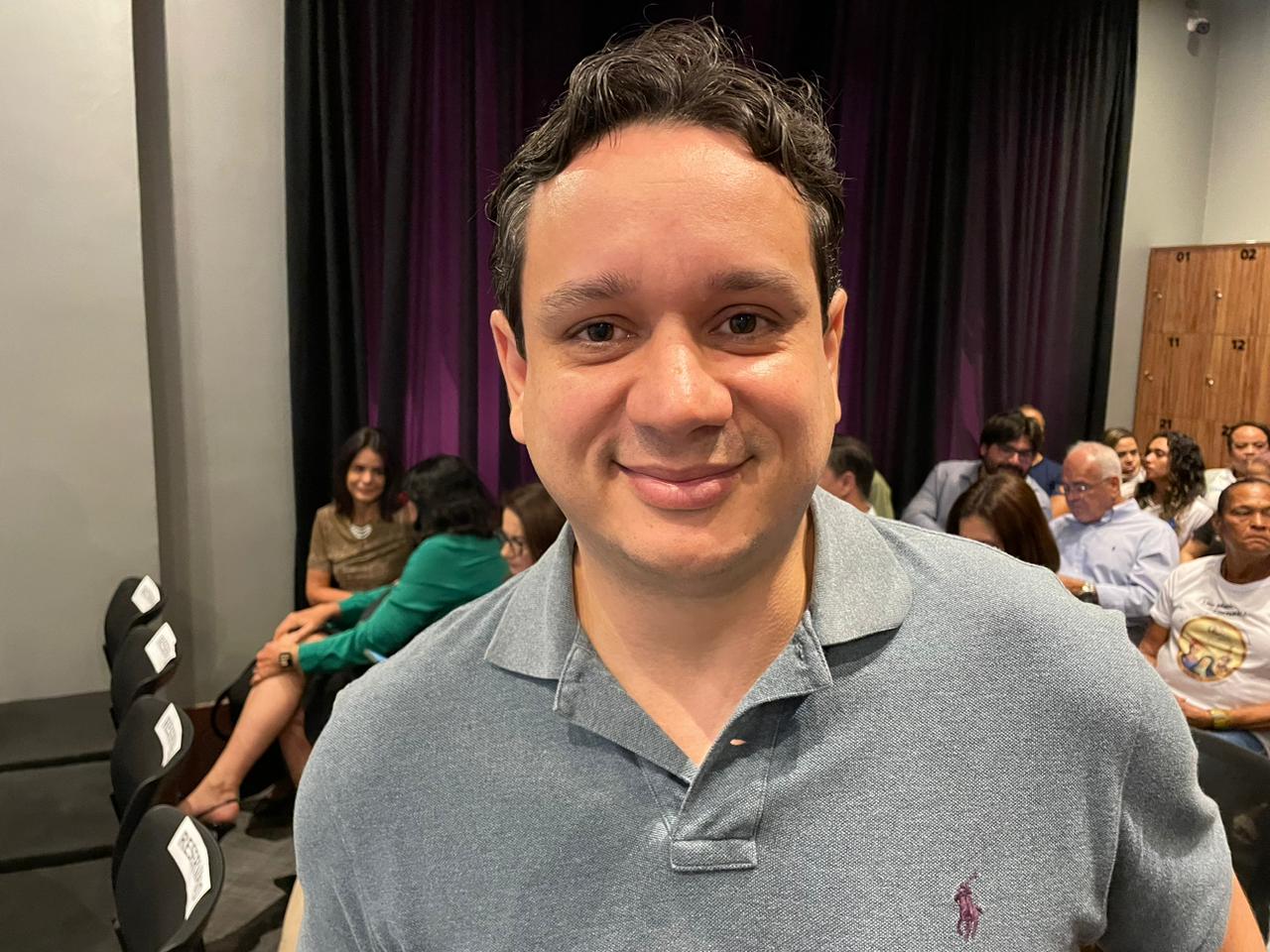 Engenheiro ambiental de formação, André Fraga pesquisou na Faculdade de Medicina da USP os benefícios de áreas verdes para a saúde humana Engenheiro ambiental de formação, André Fraga pesquisou na Faculdade de Medicina da USP os benefícios de áreas verdes para a saúde humana