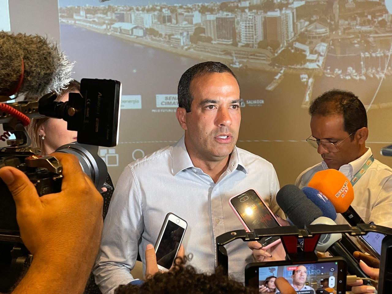 O prefeito Bruno Reis