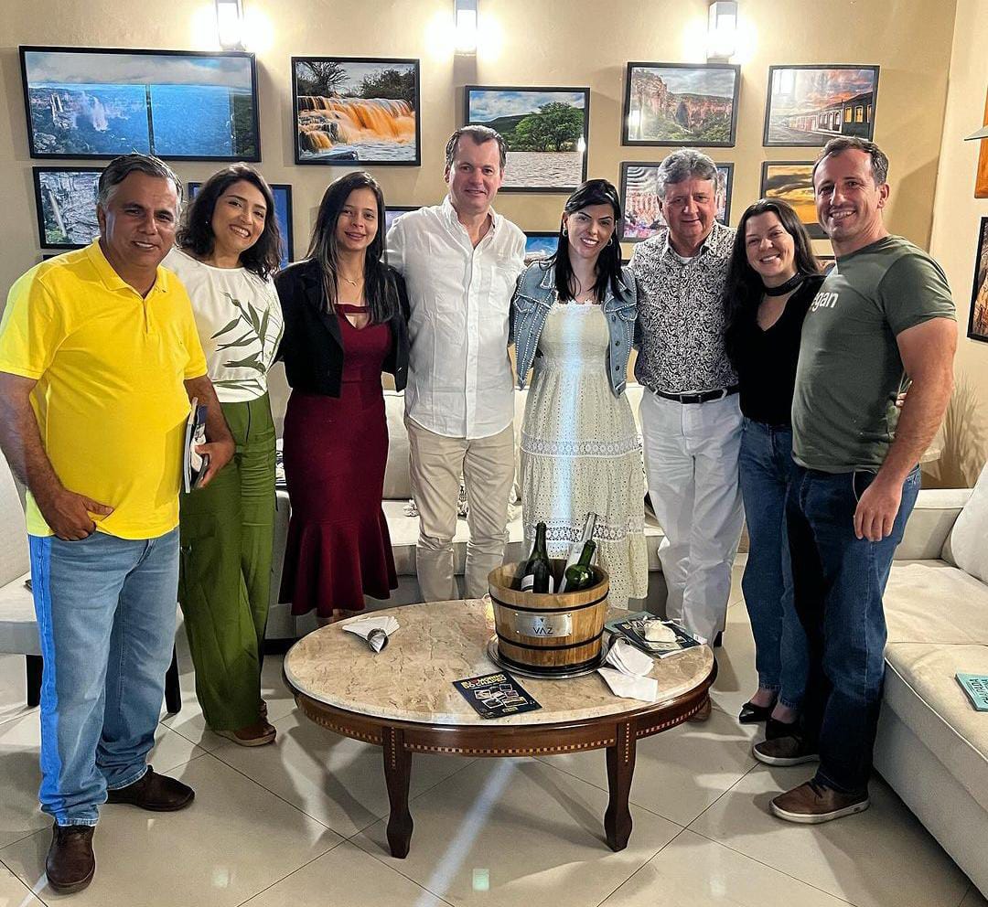 O empresário e a equipe técnica da Miolo foram recebidos pela prefeita Juliana Araújo e por secretários municipais