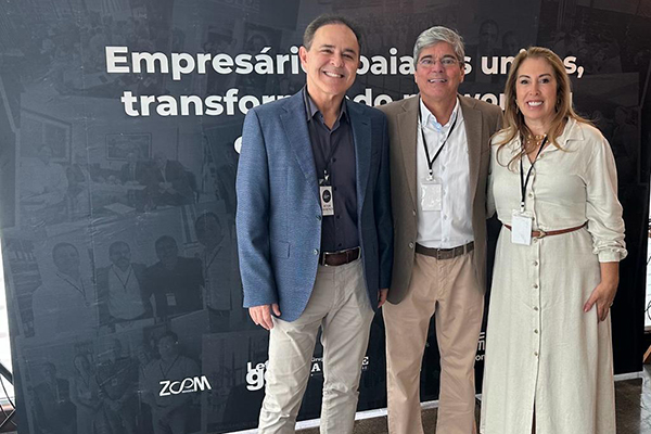 Demir Lourenço, diretor executivo da Wilson Sons, e Tuca Zamaroni, CEO da Zum Brasil Demir Lourenço, diretor executivo da Wilson Sons, e Tuca Zamaroni, CEO da Zum Brasil