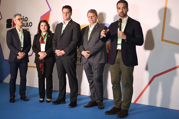 Governadores estiveram reunidos em São Paulo nesta quinta-feira, 19, para encontro do Consórcio de Integração Sul e Sudeste Governadores estiveram reunidos em São Paulo nesta quinta-feira, 19, para encontro do Consórcio de Integração Sul e Sudeste