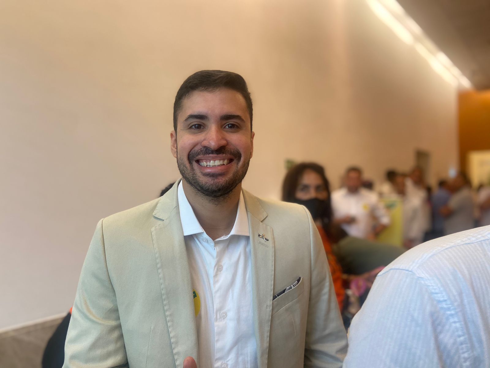 Jordávio também falou, na ocasião, sobre a eleição municipal de Juazeiro, ano que vem, na qual a mãe dele, Suzana Ramos, tentará a reeleição Jordávio também falou, na ocasião, sobre a eleição municipal de Juazeiro, ano que vem, na qual a mãe dele, Suzana Ramos, tentará a reeleição