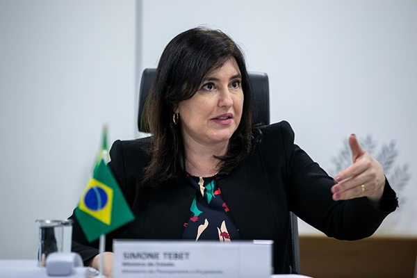 A ministra do Planejamento e Orçamento, Simone Tebet