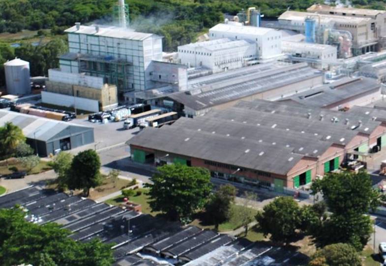 Imagem de Proprietários questionam relação de direção de condomínio de luxo com Tronox, suspeita de poluir Interlagos e Areias