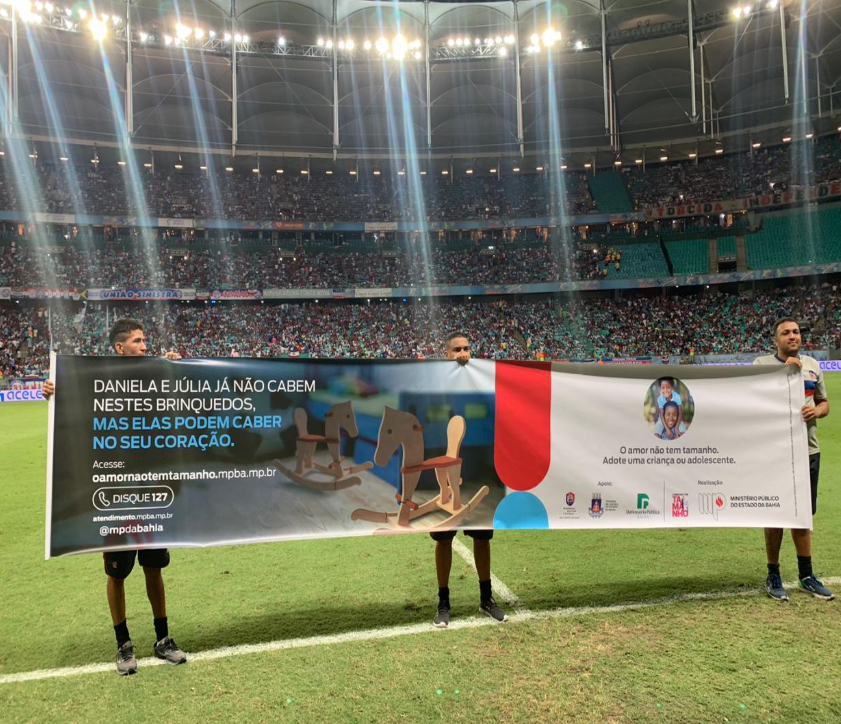 A ação se dá por conta do apoio da Federação Baiana de Futebol (FBF) à campanha do Centro de Apoio Operacional da Criança e do Adolescente do MP (Caoca)