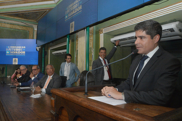 O ex-prefeito ACM Neto