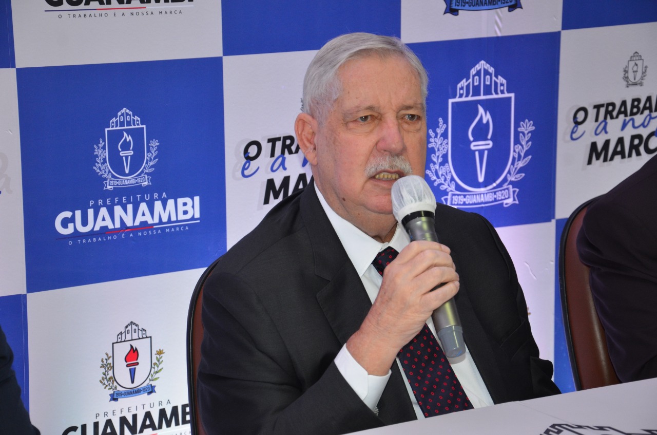 Nilo Coelho integrou como vice a chapa vitoriosa de Waldir Pires ao governo da Bahia, em 1986 Nilo Coelho integrou como vice a chapa vitoriosa de Waldir Pires ao governo da Bahia, em 1986