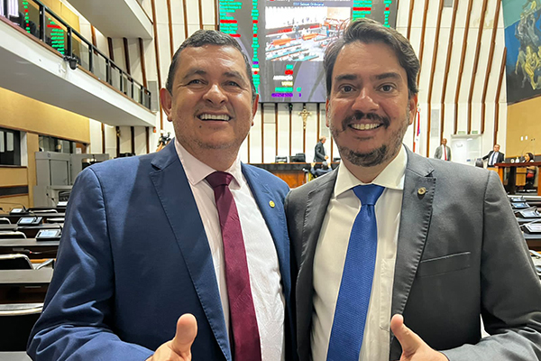Os deputados estaduais Ricardo Rodrigues (PSD) e Pedro Tavares (União Brasil)