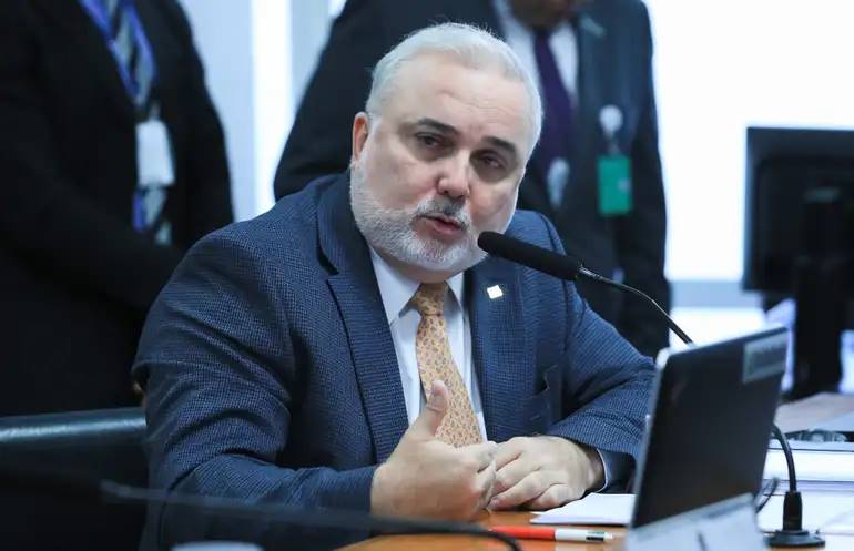 Presidente da estatal minimizou ruído com Lula, que disse não ter sido informado sobre a iniciativa; investimento ainda está em fase de estudos