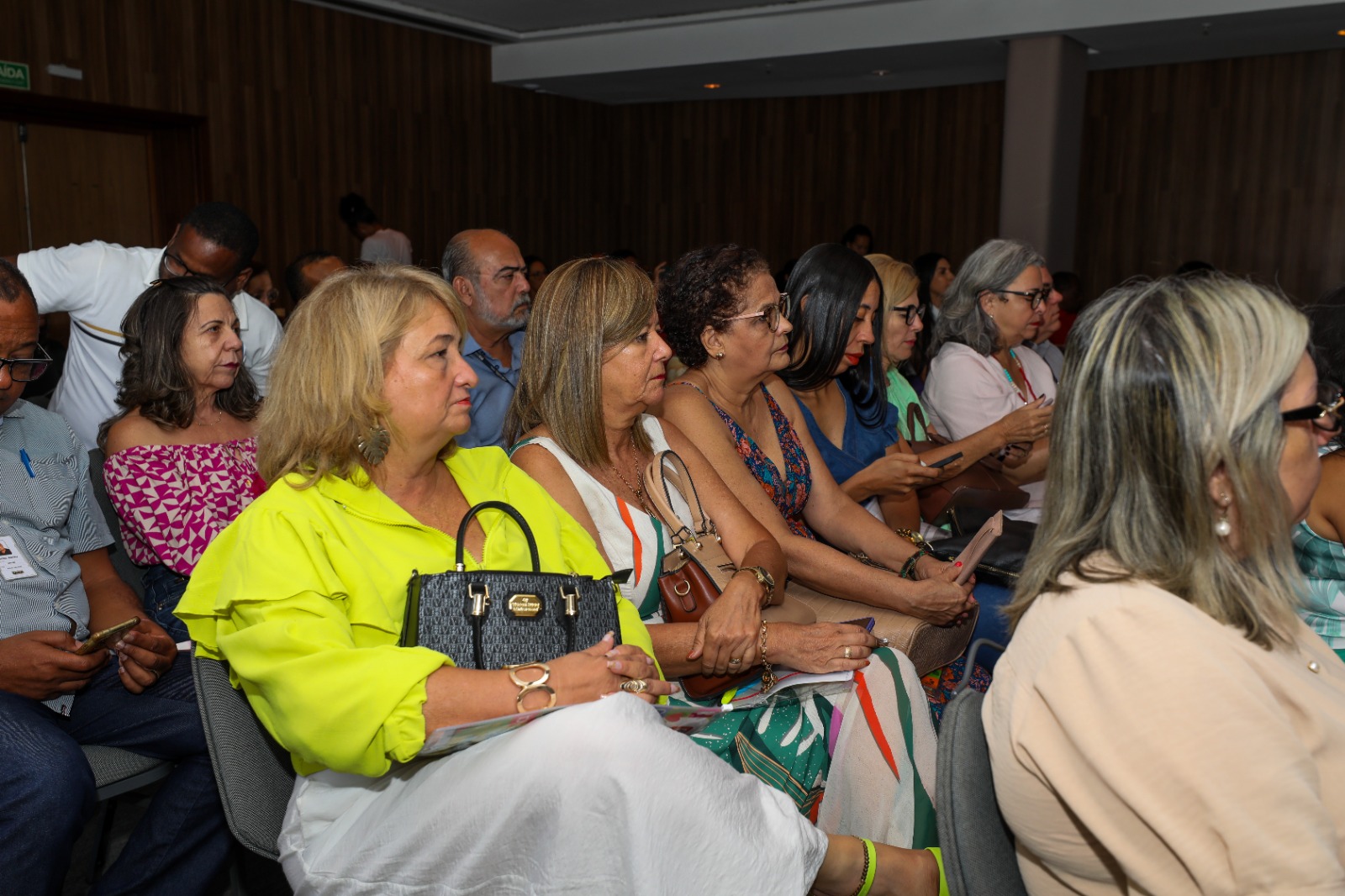 Na oportunidade, no turno da tarde, foi feita uma avaliação das ações realizadas em 2023 e o planejamento para o calendário escolar de 2024.