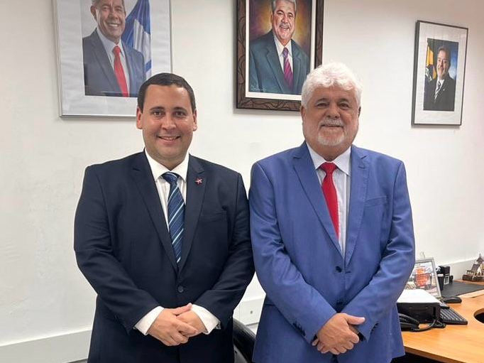 Éden Valadares, presidente do PT e o deputado estadual Paulo Rangel