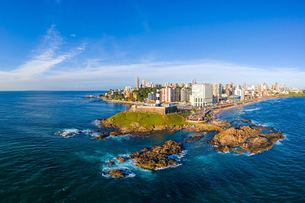 Imagem aérea do Farol da Barra