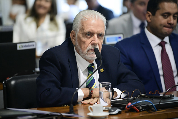 O senador Jaques Wagner (PT)