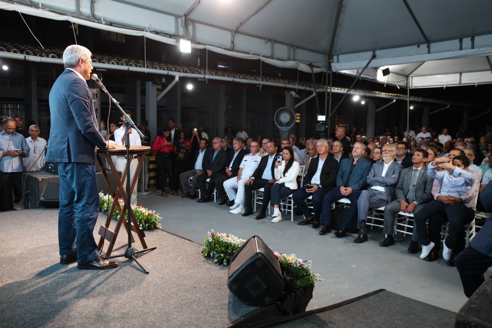Imagem de Estado assina contrato com empresa canadense para dobrar produção de energia solar na Bahia Imagem de Estado assina contrato com empresa canadense para dobrar produção de energia solar na Bahia