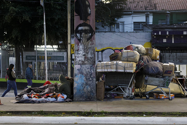 Pessoas em situação de rua Pessoas em situação de rua