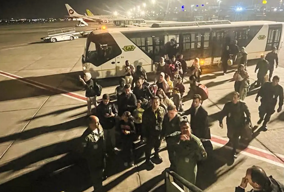 Novo grupo de repatriados de Gaza chegará ao Brasil nesta madrugada Novo grupo de repatriados de Gaza chegará ao Brasil nesta madrugada