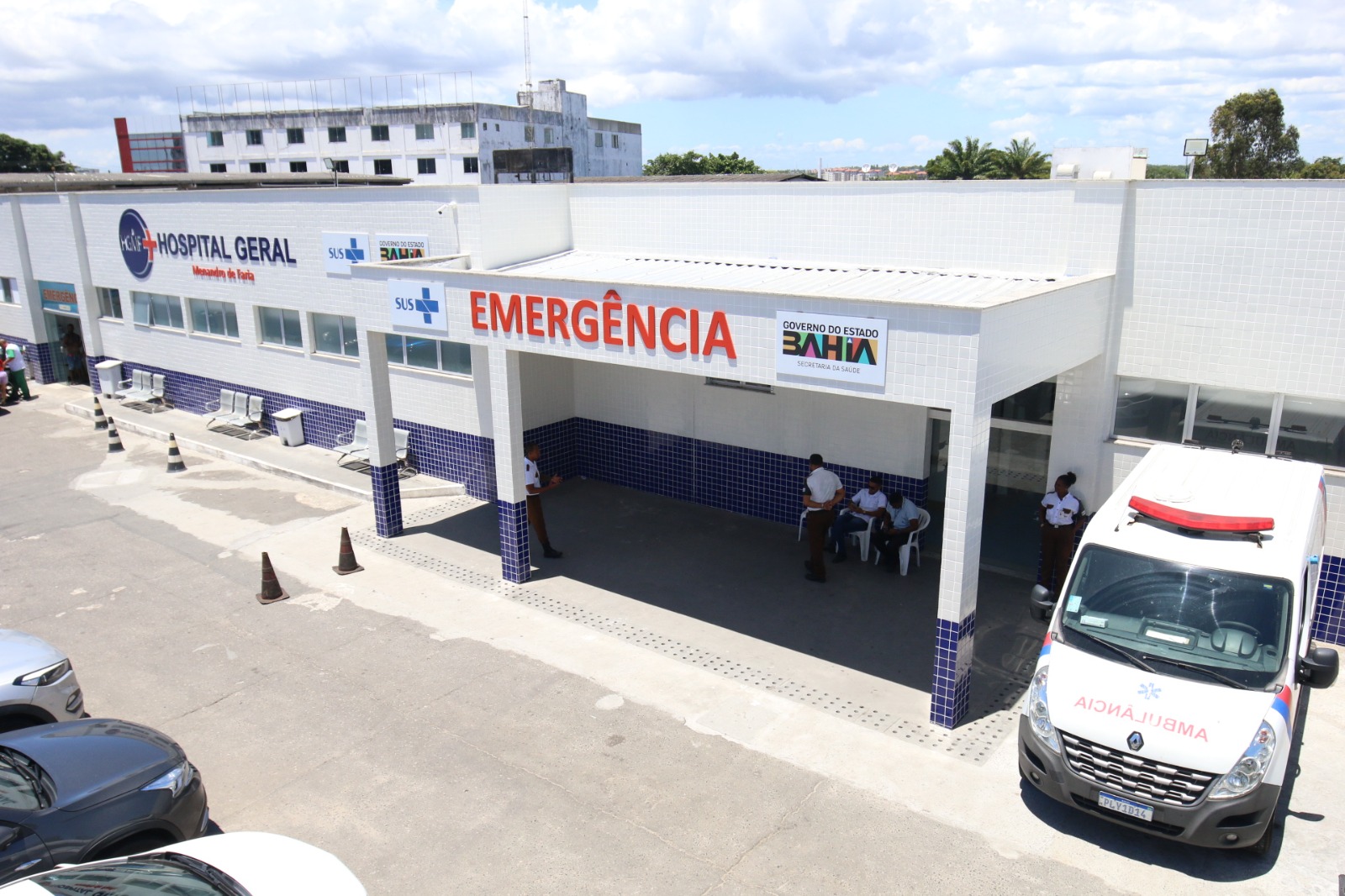 Recentemente o hospital, que é referência para dez municípios, recebeu um investimento superior a R$ 3,7 milhões que requalificou a emergência geral e pediátrica