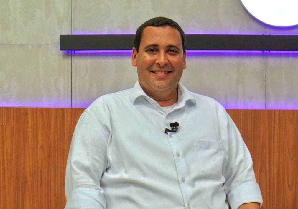 Éden Valadares acrescentou ainda que PT deve ser apoiado por partidos da base aliada em Feira de Santana, Vitória da Conquista e Camaçari Éden Valadares acrescentou ainda que PT deve ser apoiado por partidos da base aliada em Feira de Santana, Vitória da Conquista e Camaçari