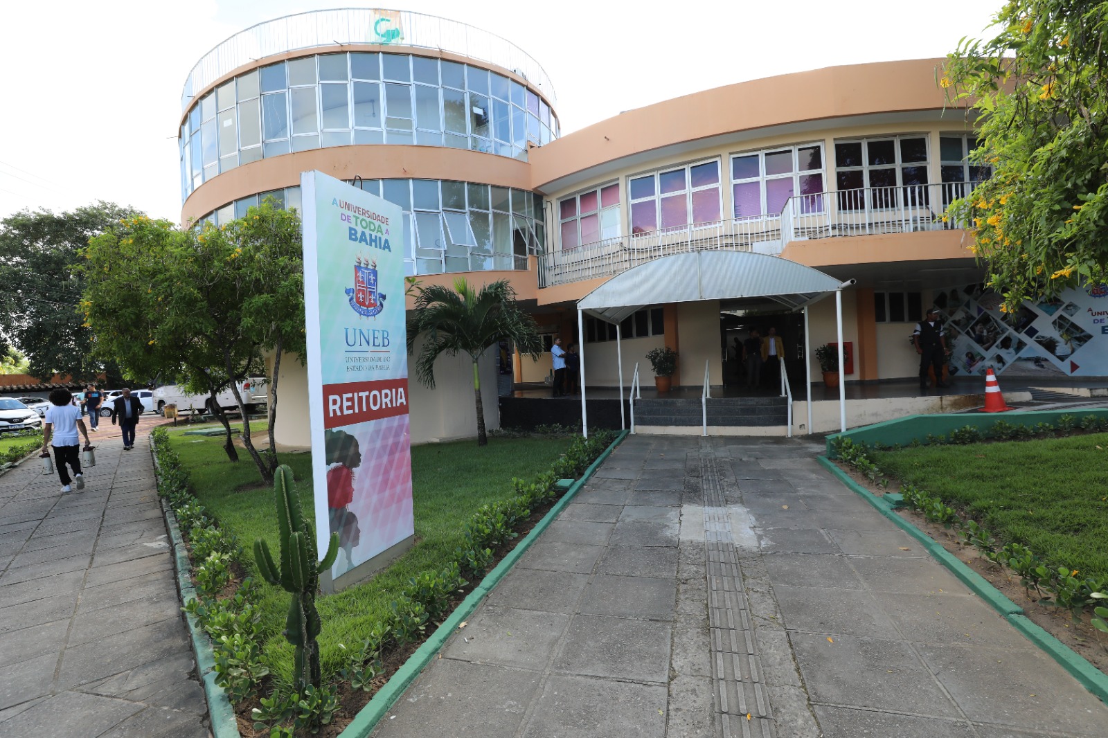 Desde que foi criado, em 2017, o programa teve um investimento total de R$ 248.687.941,07 na concessão de bolsas Desde que foi criado, em 2017, o programa teve um investimento total de R$ 248.687.941,07 na concessão de bolsas