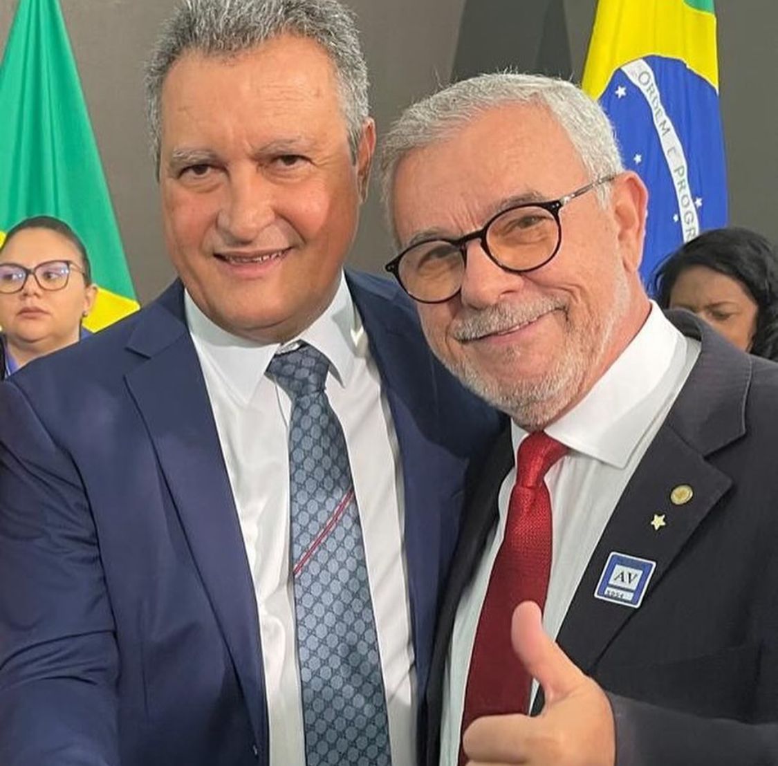 Ministro da Casa Civil, Rui Costa (PT) e deputado federal Waldenor Pereira (PT) Ministro da Casa Civil, Rui Costa (PT) e deputado federal Waldenor Pereira (PT)