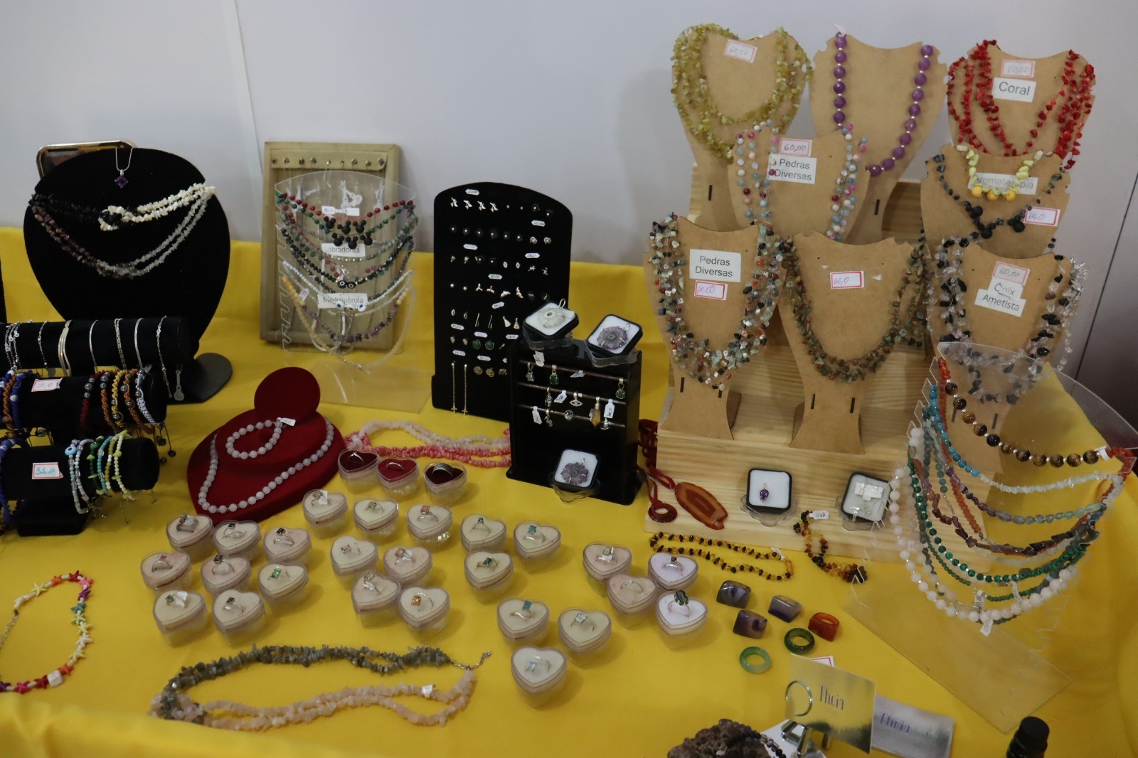  A feira é aberta ao público de segunda a sábado, das 10h às 17h