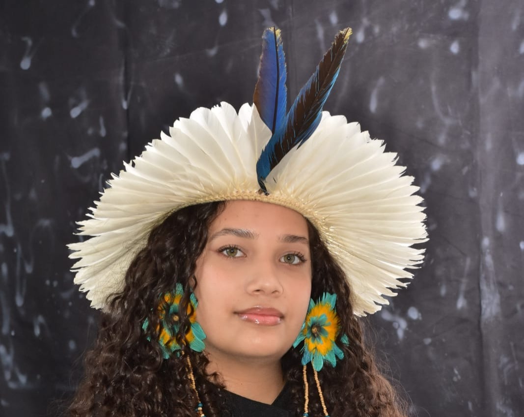 Em 2023, o Estado manteve 27 escolas indígenas, totalizando 6.470 alunos, evidenciando o compromisso com a diversidade cultural.