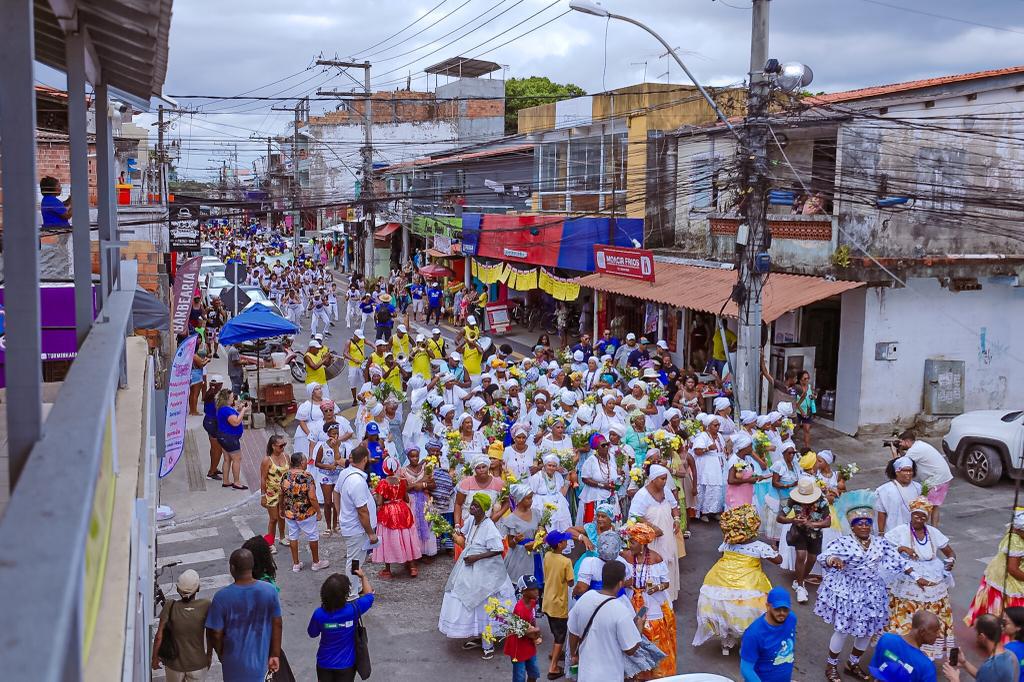 Abrindo a festividade, o prefeito Elinaldo Araújo destacou a importância de fomentar a tradição de realizar o ciclo de lavagens e festas populares de Camaçari
