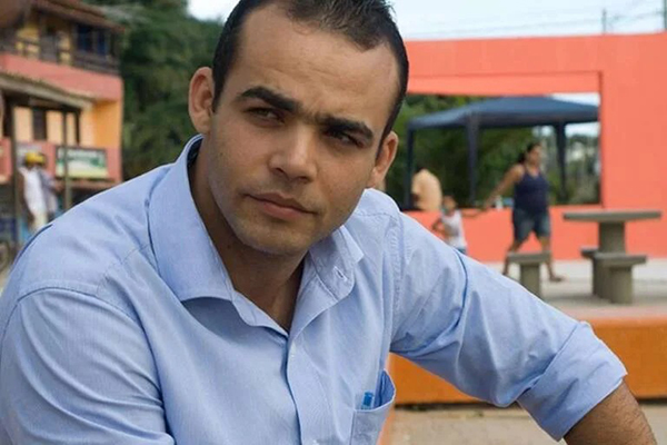 O candidato a prefeito de Lauro de Freitas Antônio Rosalvo (PT)