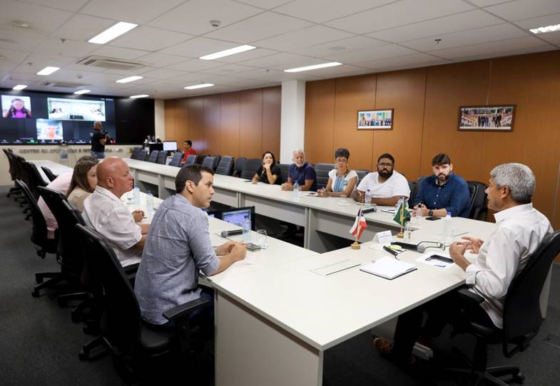 Imagem de Em reunião extraordinária, Jerônimo e secretários analisam conflito agrário no sudoeste baiano Imagem de Em reunião extraordinária, Jerônimo e secretários analisam conflito agrário no sudoeste baiano