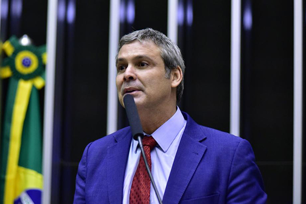 O líder do PT na Câmara dos Deputados, Lindbergh Farias (RJ)