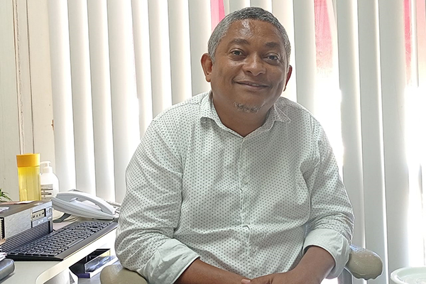 O coordenador dos Centros Sociais Urbanos da Bahia e dirigente partidário do PT, Paulo Mota