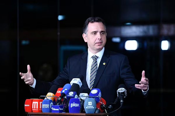 O senador Rodrigo Pacheco