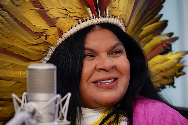 A ministra dos Povos Indígenas, Sônia Guajajara A ministra dos Povos Indígenas, Sônia Guajajara