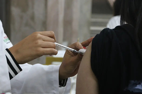 Esta é a primeira remessa das 7,4 milhões de doses previstas