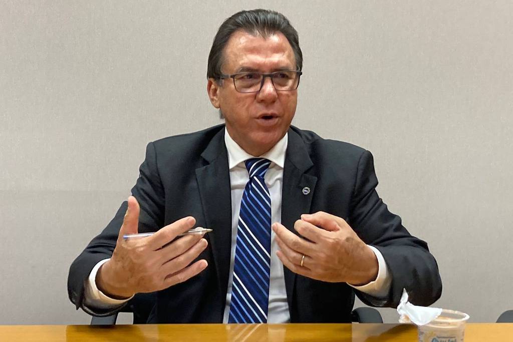 Ministro do Trabalho, Luiz Marinho, em evento com sindicalistas em SP