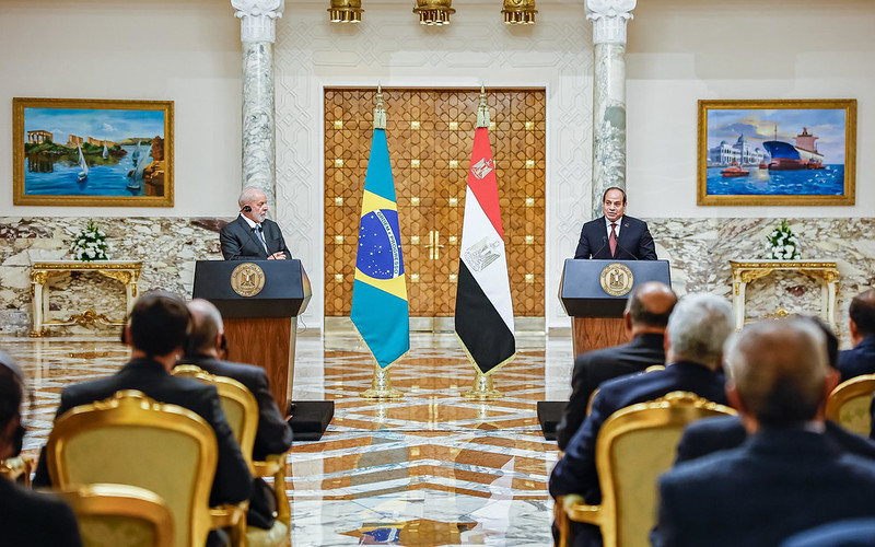 Lula acompanhado do presidente do Egito, Abdel Fatah El-Sisi