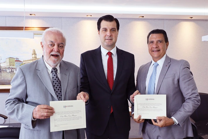  O encontro fluiu de forma muito cordial, inclusive pelo bom relacionamento que os presidentes dos dois Tribunais já têm com o novo procurador