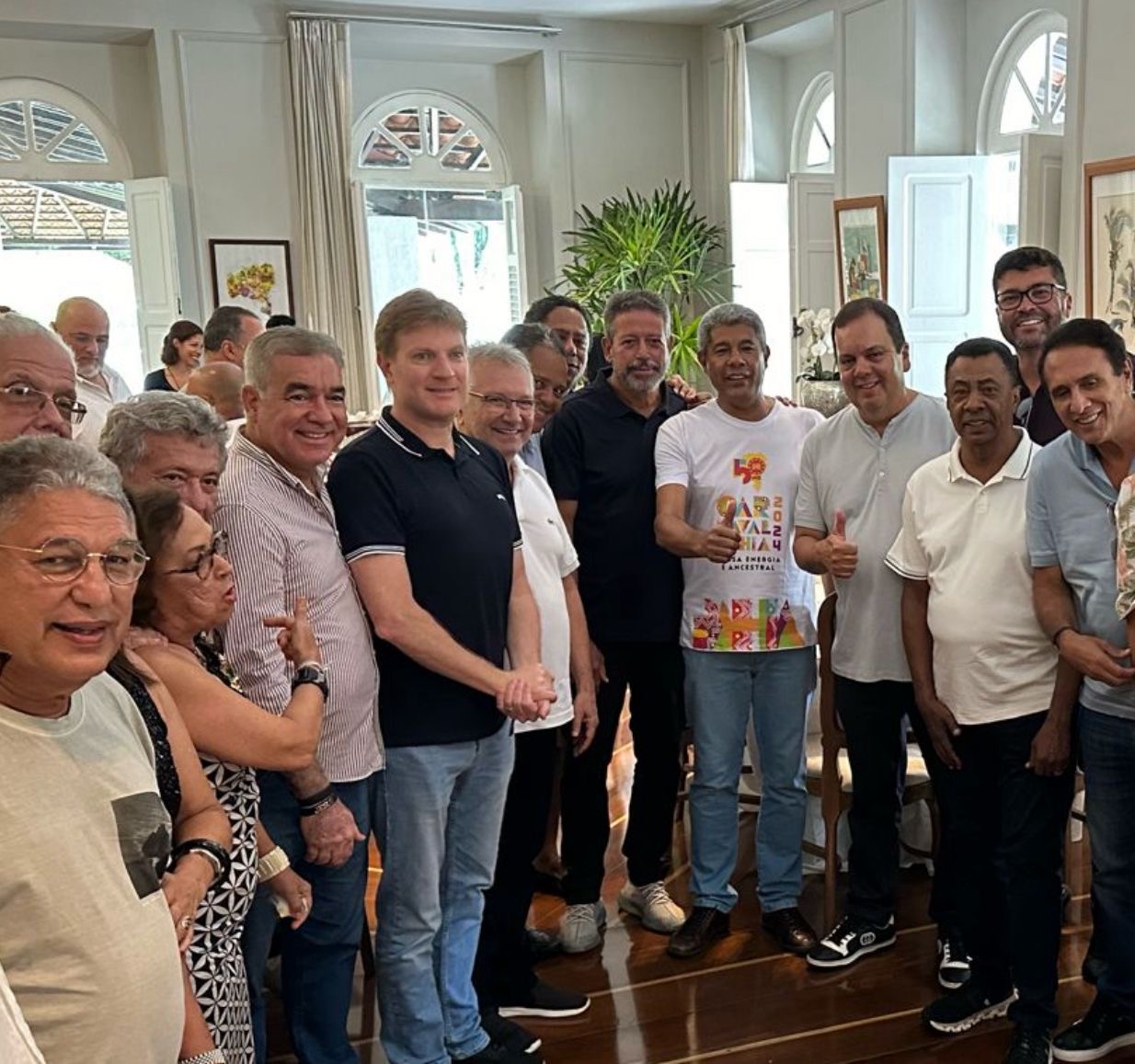 Com o apoio de Lira, Elmar é o favorito a ser o próximo presidente da Câmara Com o apoio de Lira, Elmar é o favorito a ser o próximo presidente da Câmara
