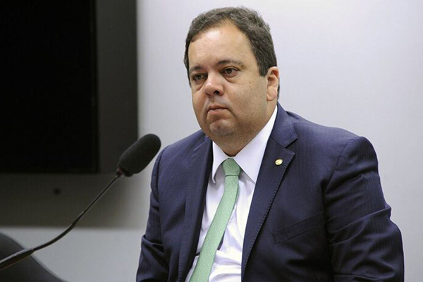O deputado Elmar Nascimento