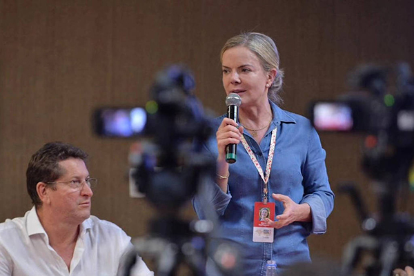 A presidente nacional do PT, Gleisi Hoffmann