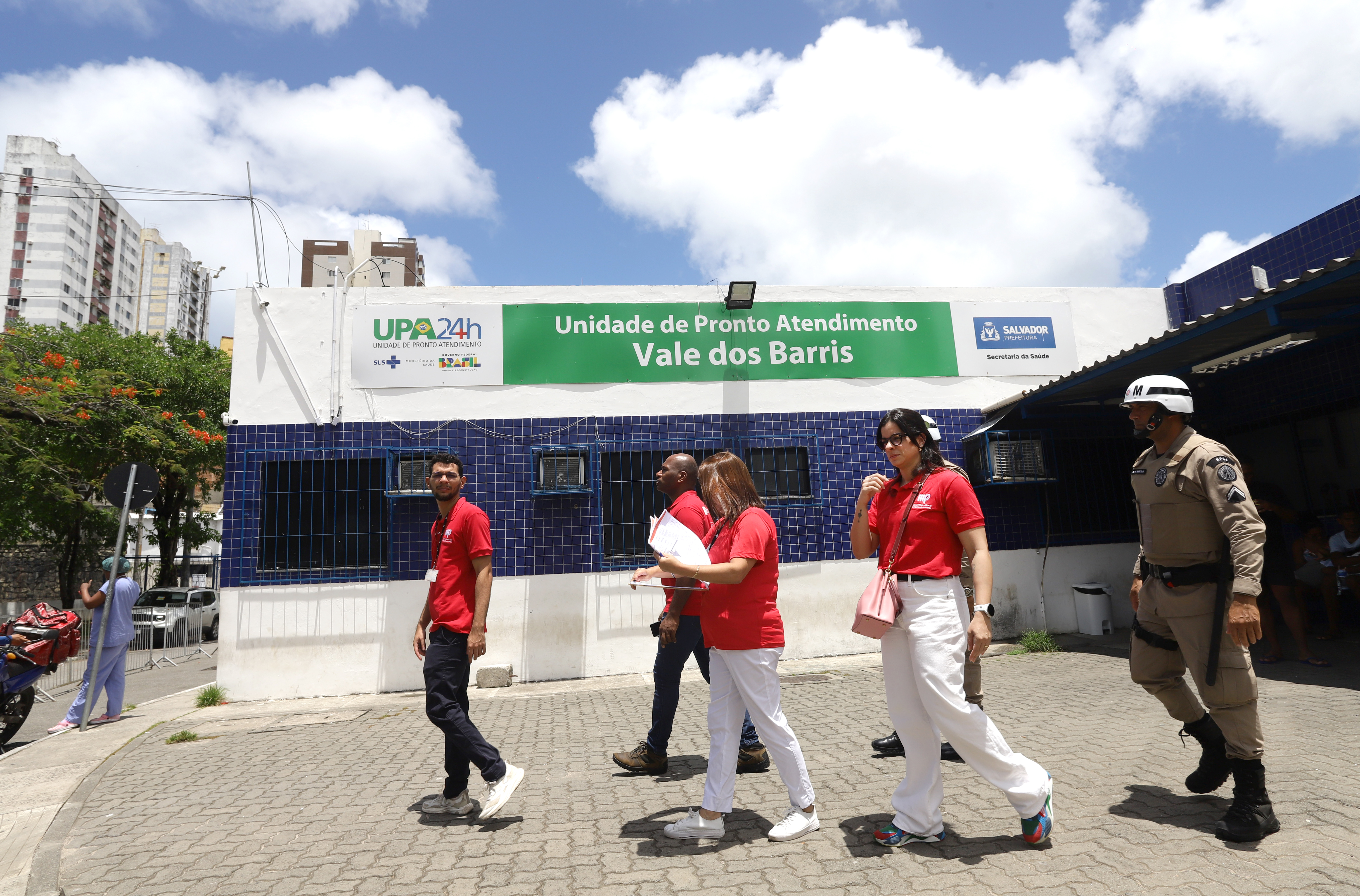  A recomendação orienta que seja dada prioridade às unidades que realizam atendimento de urgência e emergência.