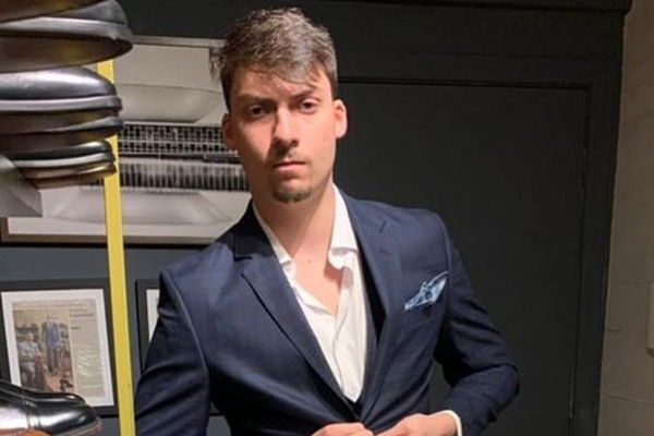 Vereador eleito pelo PL-SC, ele foi batizado neste domingo (15) pela Sara Nossa Terra