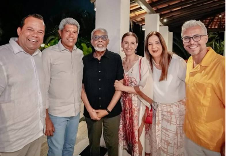Imagem de Jerônimo reúne artistas, ministra e secretário para discutir setor cultural da Bahia
