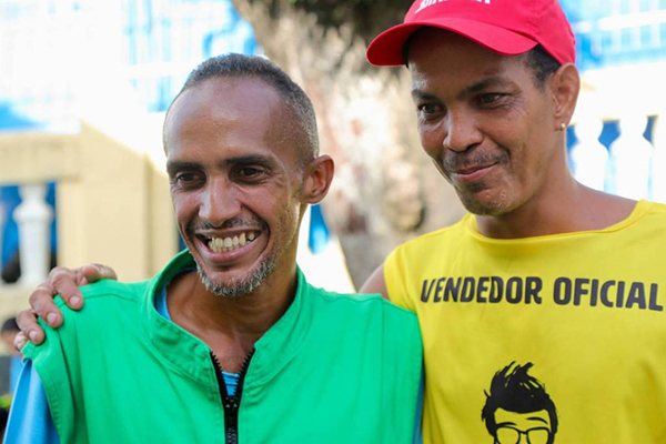 Os irmãos Joaquim Donato dos Santos Júnior, 36, e Vitor Silva Santos, 42 Os irmãos Joaquim Donato dos Santos Júnior, 36, e Vitor Silva Santos, 42