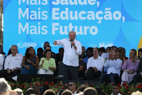 O presidente Lula (PT)