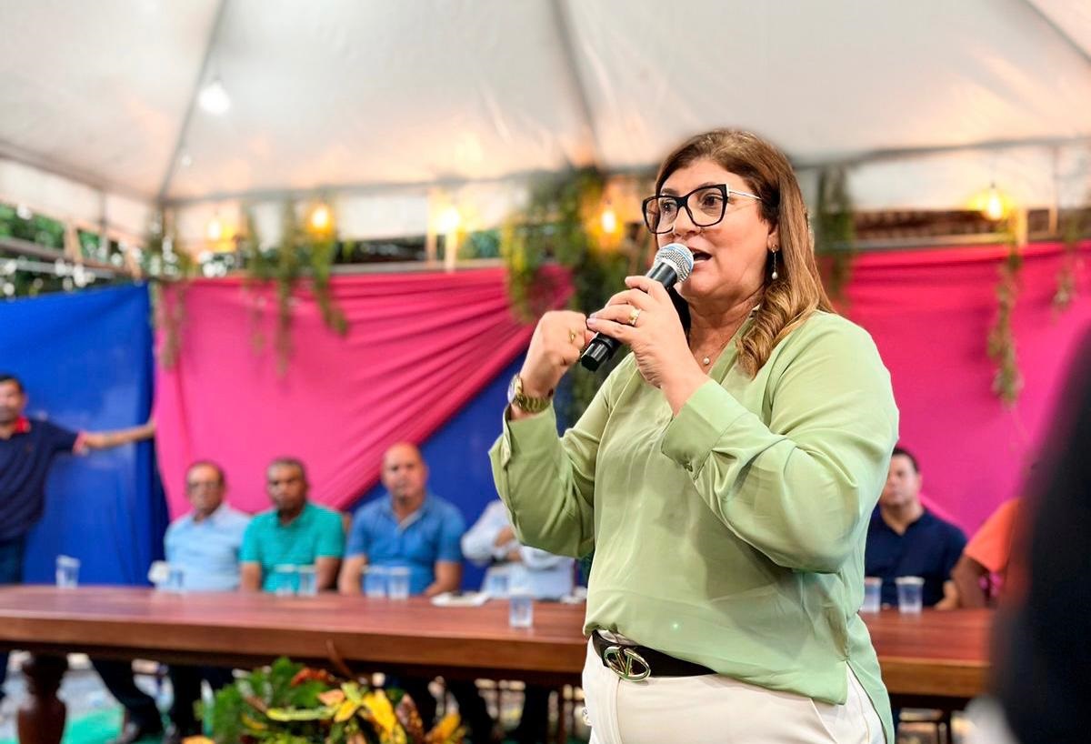 Nina Gomes lançou a pré-candidatura em Ipirá