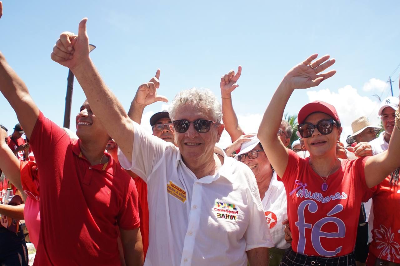Caetano também participou de eventos de pré-candidatos a vereador, representantes de Arembepe
