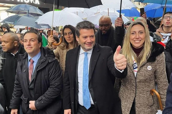 André Ventura, de 41 anos, lidera o partido Chega, de extrema direita