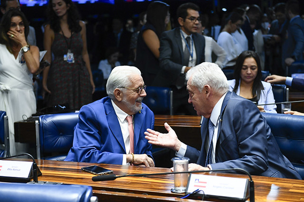 Os senadores Jaques Wagner (PT) e Otto Alencar (PSD)